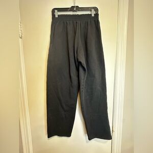 women’s black drawstring Wide Leg Fruit of the Loom Lounge Pants. Pockets. Sz: M